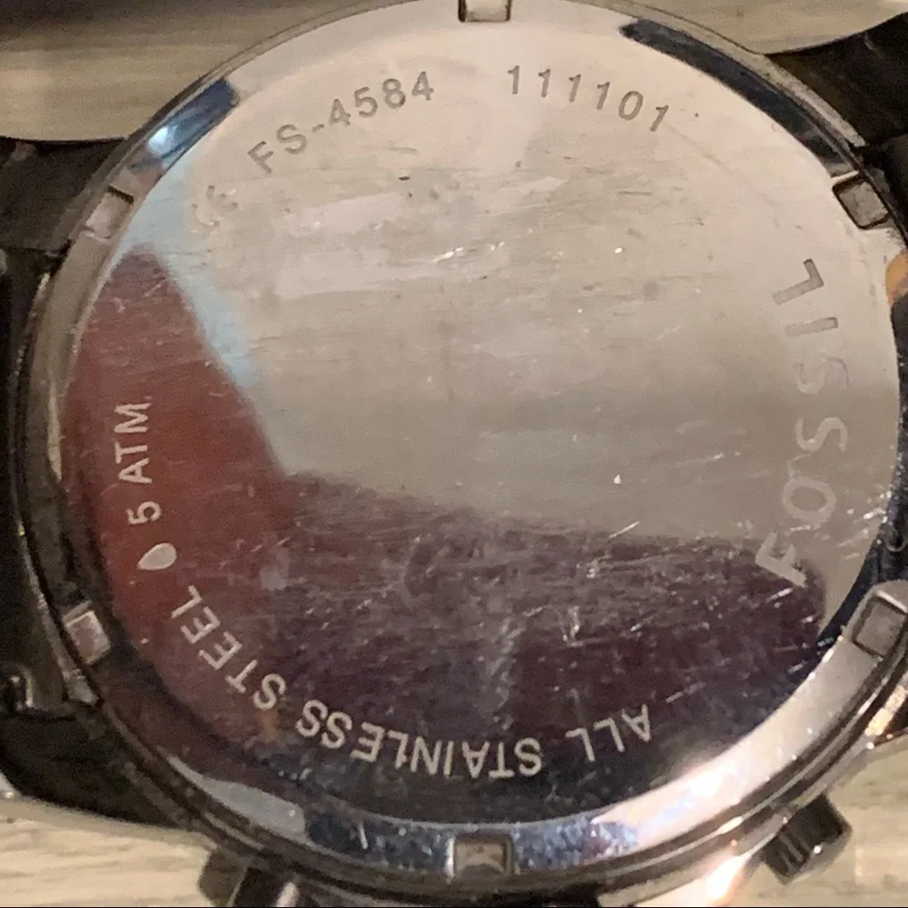 Fossil Watch - Picture 4 of 4